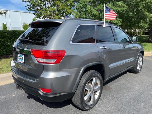 Used 2012 Jeep Grand Cherokee Overland w/ Trailer Tow Group IV image 3