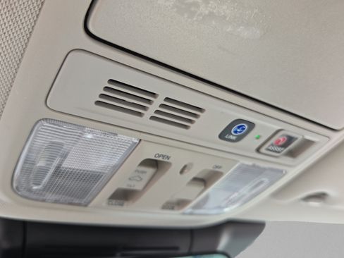 Certified 2021 Honda Accord Touring image 34