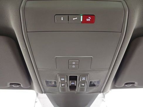 Used 2021 Volkswagen Atlas SEL Premium image 27