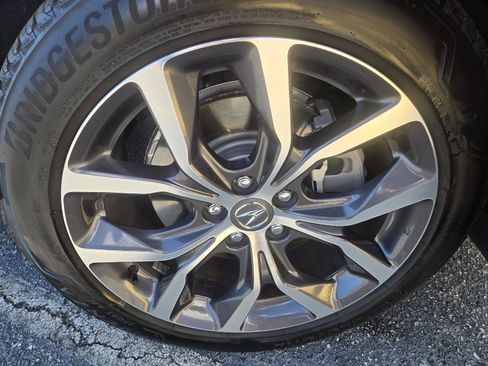 Certified 2024 Acura MDX FWD w/ Technology Package image 14