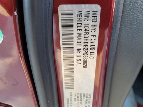 Used 2023 Dodge Durango GT image 28