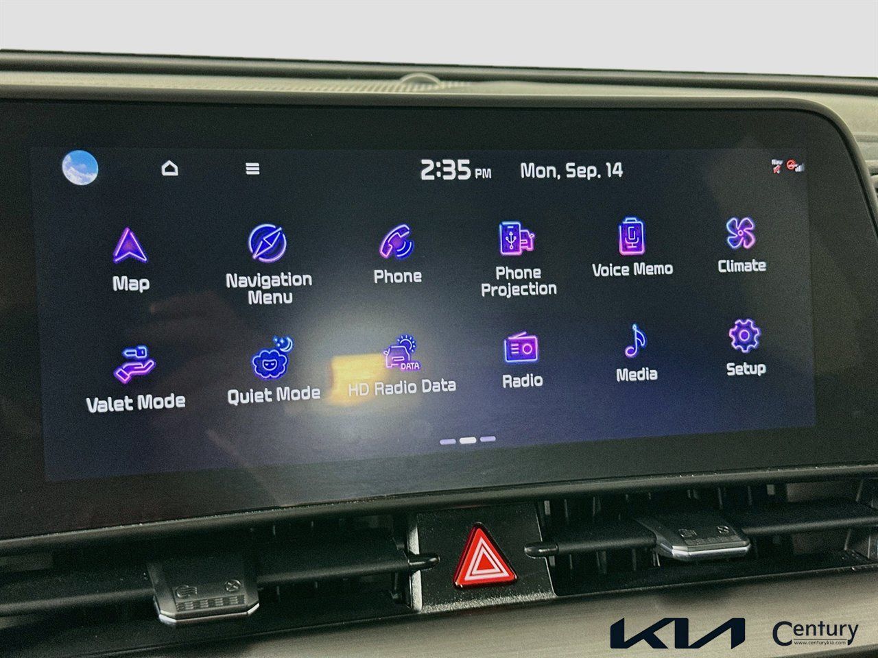 Certified 2025 Kia Sportage EX FWD image 15