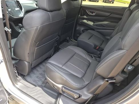 New 2026 Subaru Ascent Limited AWD/4WD image 13