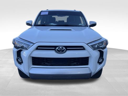 Used 2024 Toyota 4Runner TRD Off-Road Premium w/ Moonroof Package AWD/4WD image 2
