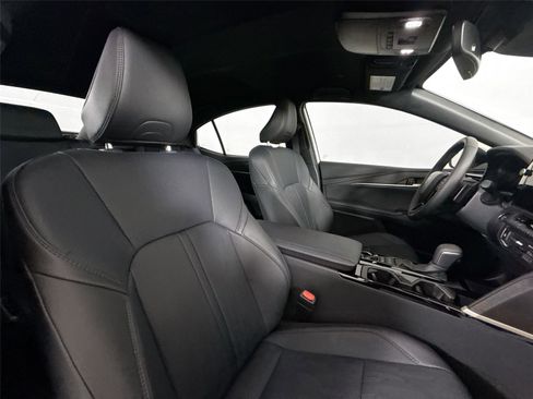 Certified 2026 Toyota Camry XSE FWD image 42