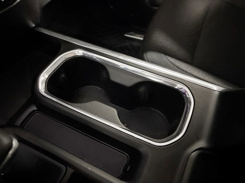 Used 2024 Chevrolet Silverado 1500 LT Trail Boss w/ Convenience Package II image 15