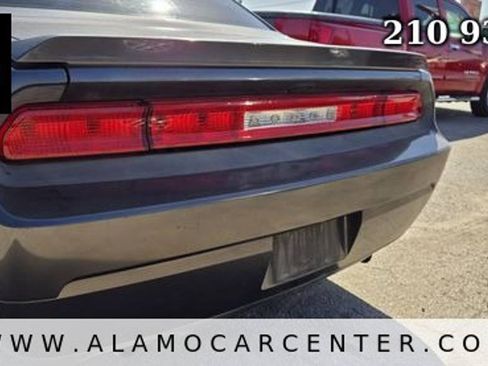 Used 2014 Dodge Challenger SXT w/ Super Sport Group (SS/T) RWD image 11