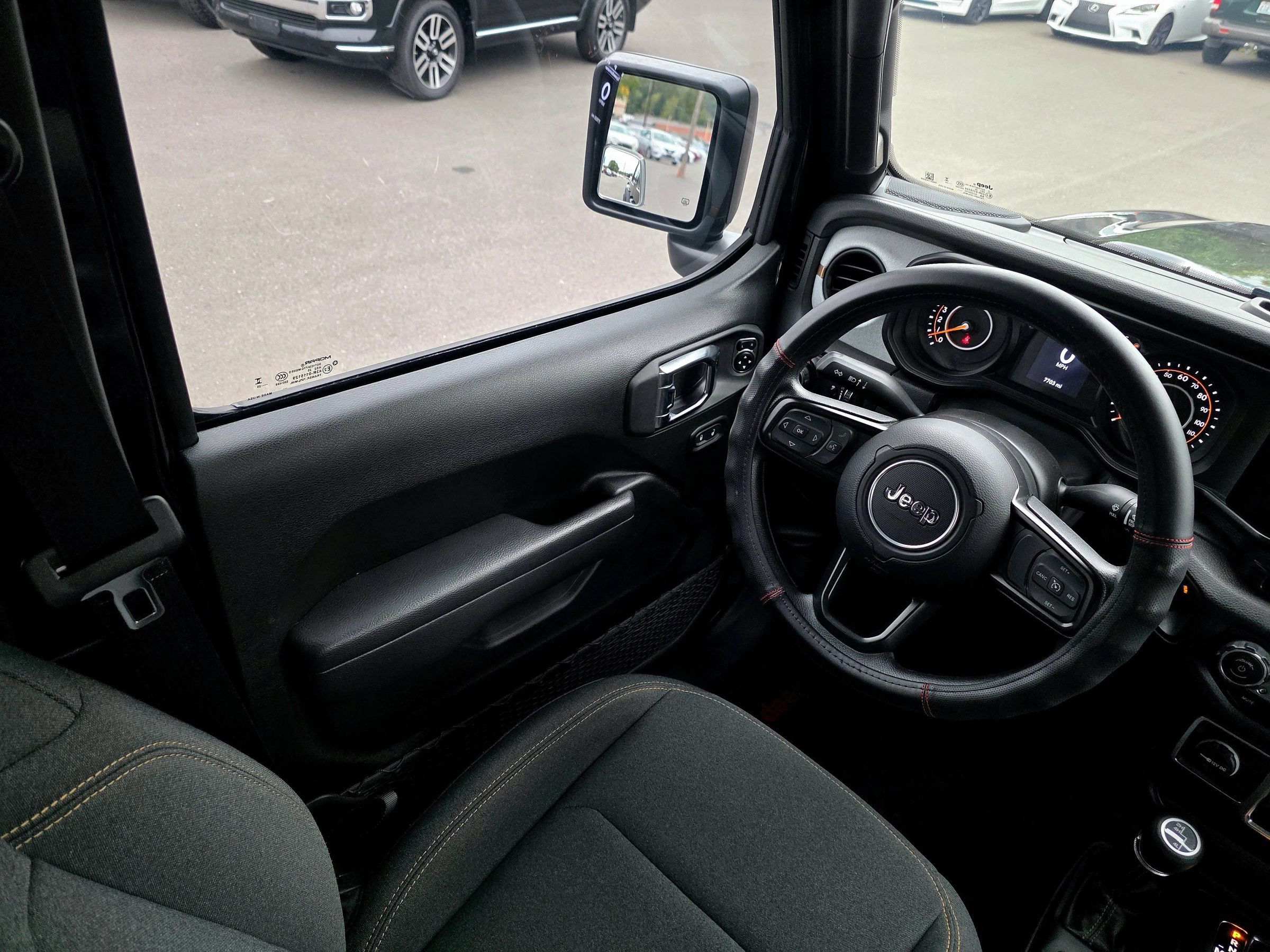 Used 2025 Jeep Gladiator Sport AWD/4WD image 34