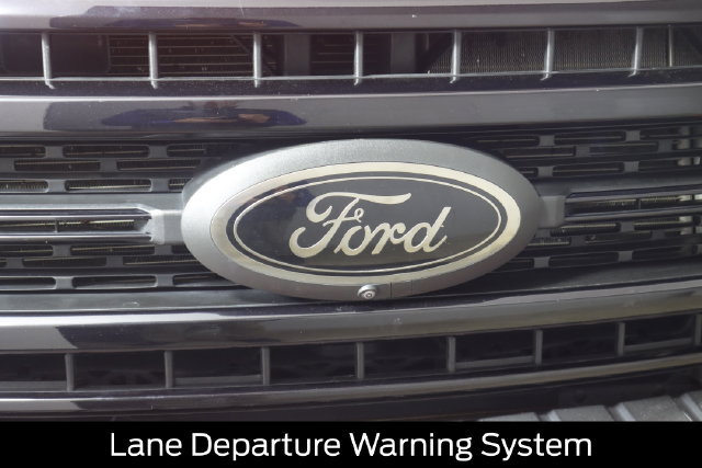 Used 2022 Ford F250 XLT w/ Black Appearance Package AWD/4WD image 24