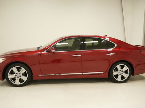 Used 2012 Lexus LS 460 w/ Luxury Value Edition RWD image 7