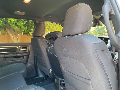 Used 2025 RAM 2500 Big Horn AWD/4WD image 47