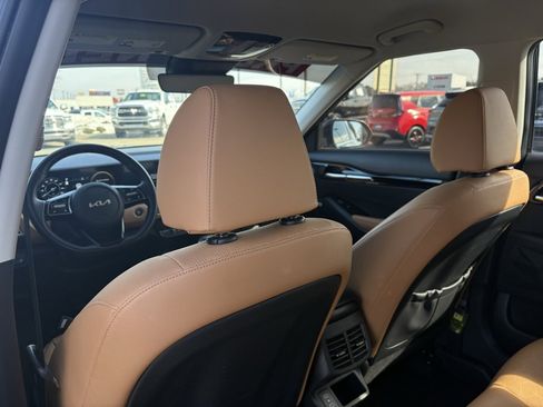 Used 2024 Kia Seltos SX image 25