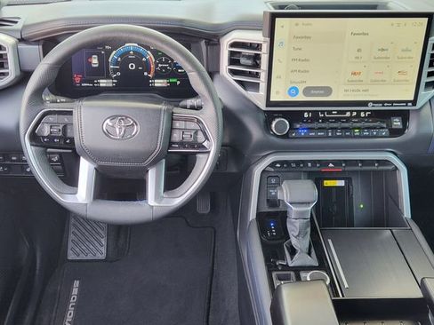 Used 2023 Toyota Sequoia Platinum image 23