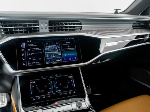 Used 2025 Audi RS 6 performance image 36