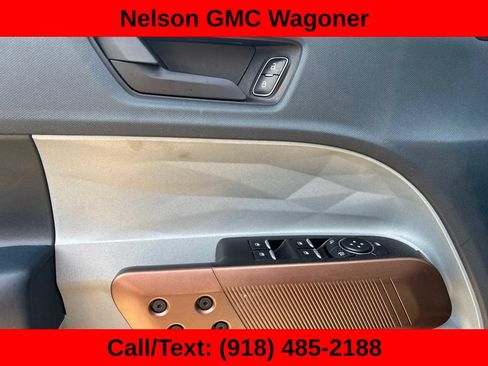 Used 2024 Ford Maverick Lariat w/ FX4 Off-Road Package AWD/4WD image 12