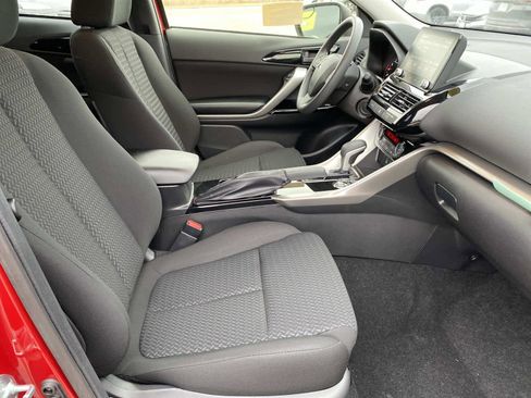 Used 2024 Mitsubishi Eclipse Cross LE image 23