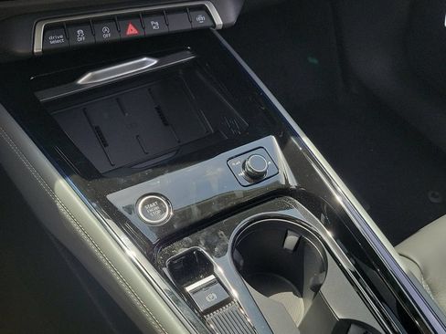 New 2026 Audi Q3 quattro 2.0T AWD/4WD image 14