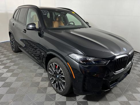 Used 2025 BMW X5 xDrive50e w/ Executive Package AWD/4WD image 3