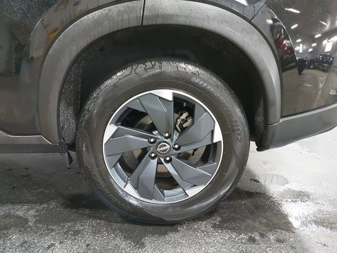 Used 2025 Nissan Rogue SV image 33