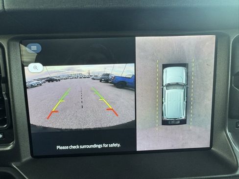 Used 2025 Ford Bronco Badlands image 19