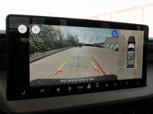 Used 2025 Ford Maverick Lariat w/ 4K Tow Package image 26