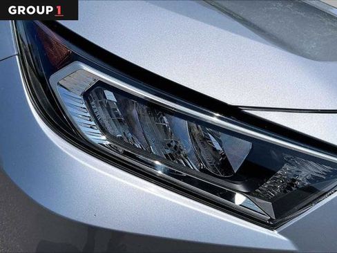 Certified 2019 Toyota RAV4 XLE Premium FWD image 27