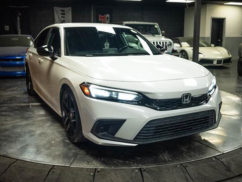 Used 2022 Honda Civic Sport image 5