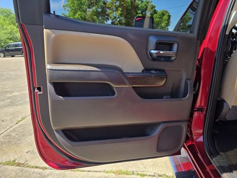 Used 2018 GMC Sierra 3500 Denali w/ Duramax Plus Package AWD/4WD image 25