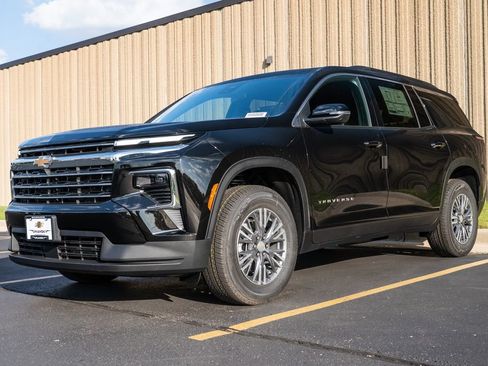 New 2026 Chevrolet Traverse LT image 4