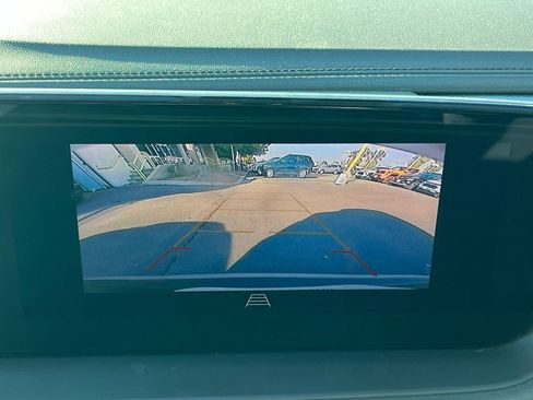 Used 2025 Buick Encore GX Preferred image 17