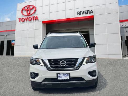 Used 2017 Nissan Pathfinder Platinum w/ Midnight Edition Package AWD/4WD image 2