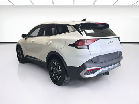 Used 2025 Kia Sportage LX FWD image 6