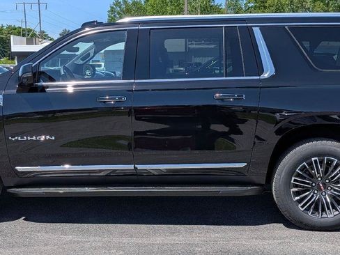 New 2026 GMC Yukon XL Elevation w/ Elevation Premium Package AWD/4WD image 6