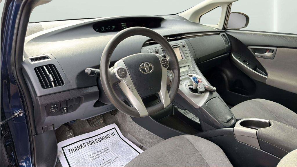 Used 2014 Toyota Prius Two FWD image 17
