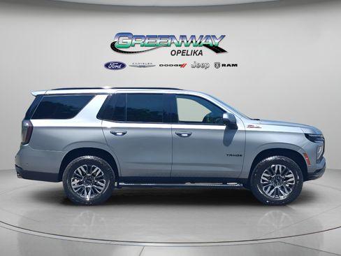 Used 2025 Chevrolet Tahoe Z71 w/ Comfort Package AWD/4WD image 8