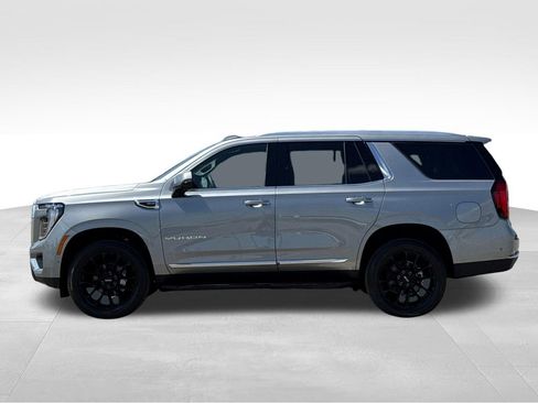 New 2026 GMC Yukon Elevation RWD image 2