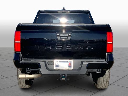 Used 2024 Toyota Tacoma SR5 image 4