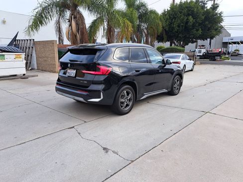 Used 2024 BMW X1 xDrive28i w/ Convenience Package AWD/4WD image 5