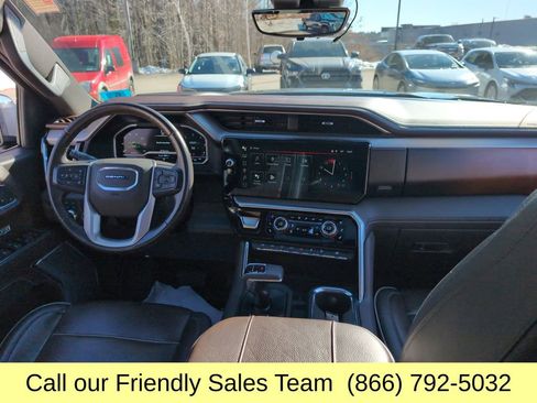 Used 2023 GMC Sierra 1500 Denali w/ Denali Reserve Package image 15