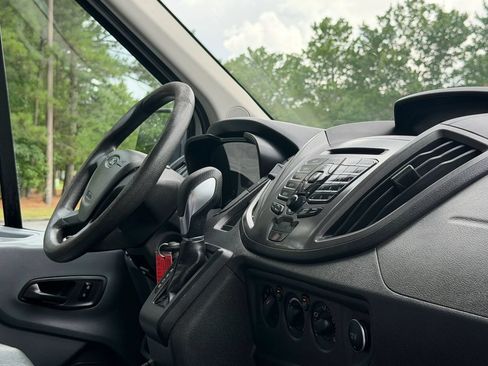 Used 2019 Ford Transit 150 148 Medium Roof RWD image 27