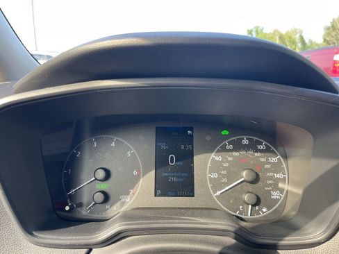 Used 2024 Toyota Corolla LE w/ LE Convenience Package FWD image 11
