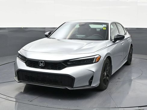 Used 2025 Honda Civic Sport image 8