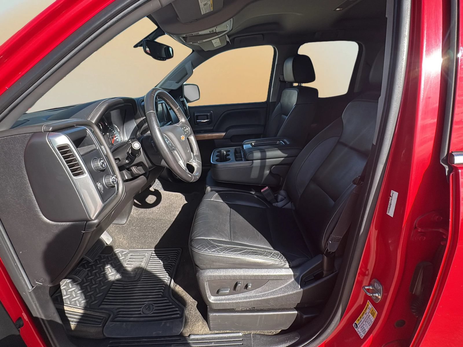 Used 2017 Chevrolet Silverado 1500 LTZ w/ Sport Package AWD/4WD image 27