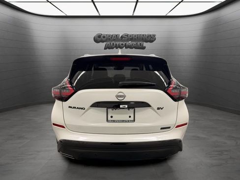 Certified 2024 Nissan Murano SV w/ SV Midnight Edition Package FWD image 4