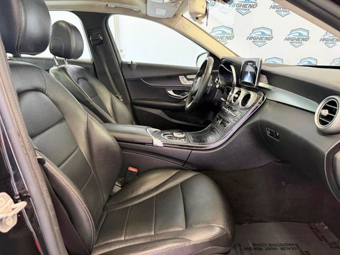 Used 2017 Mercedes-Benz C 300 4MATIC Sedan w/ Premium 2 Package image 27