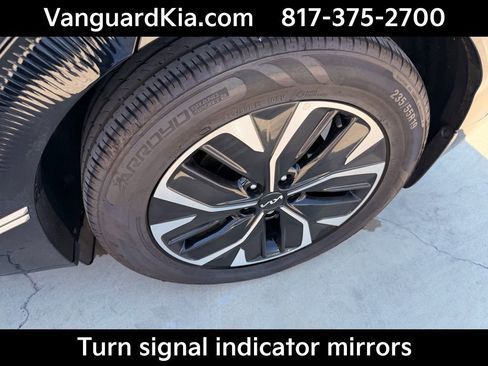 Certified 2022 Kia EV6 Wind image 9