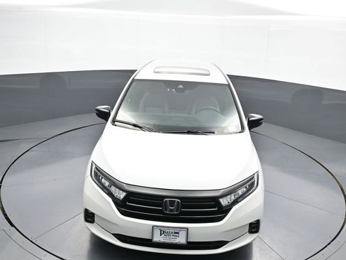 Certified 2023 Honda Odyssey Sport image 37