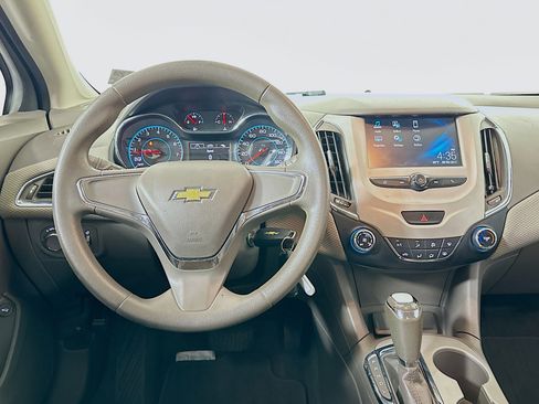 Used 2017 Chevrolet Cruze LS image 17