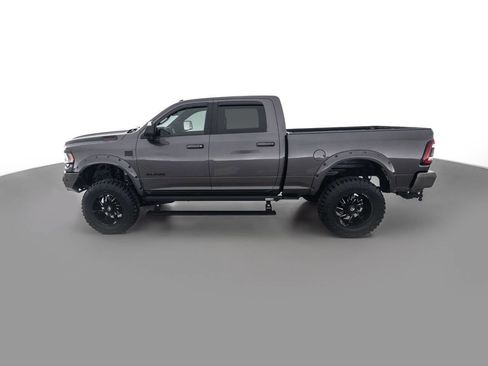 Used 2019 RAM 2500 Laramie w/ Night Edition AWD/4WD image 8