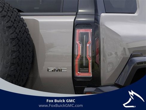 Used 2026 GMC Hummer EV SUV image 11